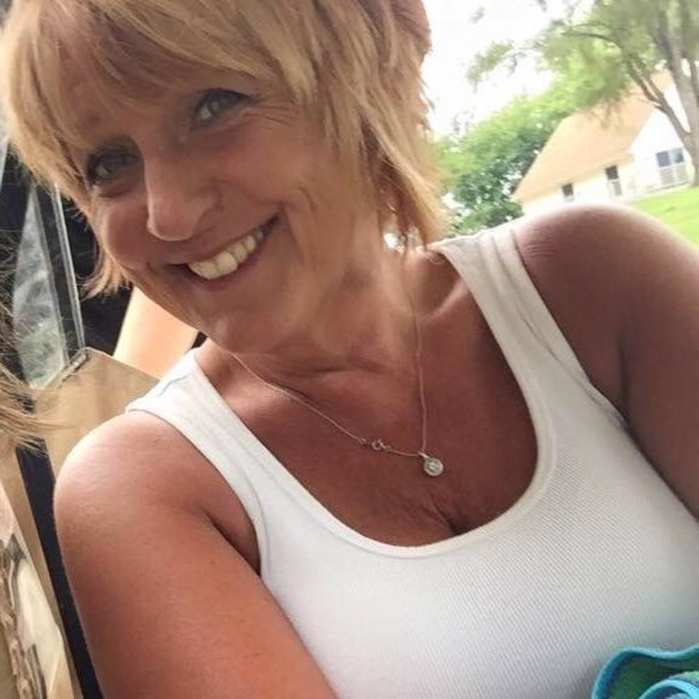 Meet your Posher, Dana